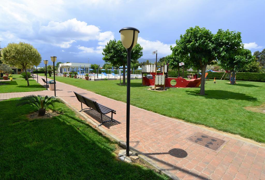 אלבניה Residence Borgomare מראה חיצוני תמונה