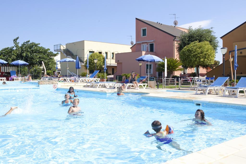 אלבניה Residence Borgomare מראה חיצוני תמונה